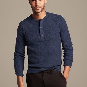 HP🎉 Banana Republic Tweed Henley Navy Pullover